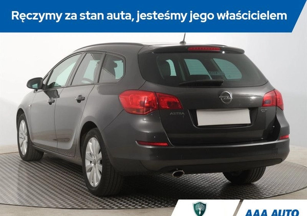 Opel Astra cena 23000 przebieg: 281838, rok produkcji 2012 z Pakość małe 191